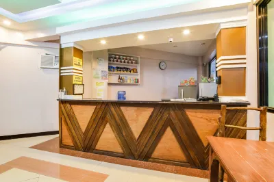 OYO 473 Ranchotel Drive-IN Hotels in der Nähe von University of Perpetual Help System Laguna