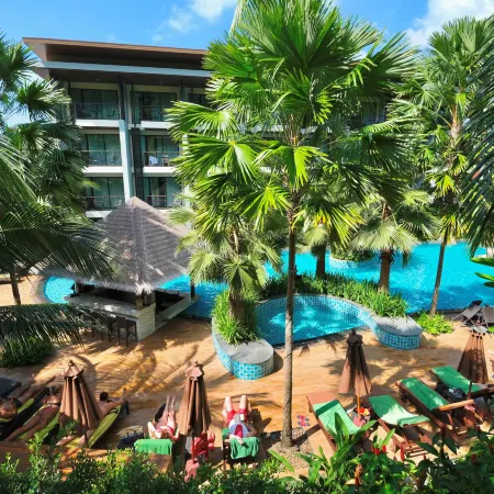 HULA HULA RESORT l truly tropical and fun wellness