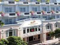 Khách sạn Rembrandt Nha Trang Các khách sạn gần Hòn Tằm