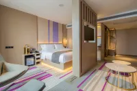 Lavande Hotel (Hanshou County Government Wanda Plaza Branch) - balcony