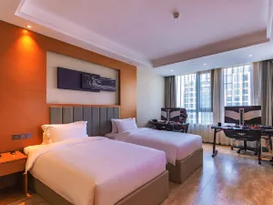 Ever Rich Hotel