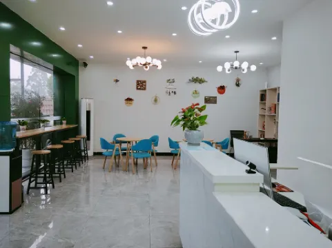 Huaqianshu Youth Hotel (Guilin Liangjiang International Airport Branch)