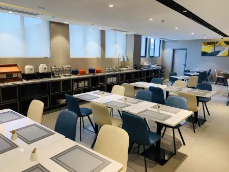 Homeinn Selected Hotel (Yuanyang Jianshe Road Hong Kong City)