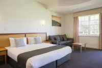 Serafino McLaren Vale Hotels in Moana