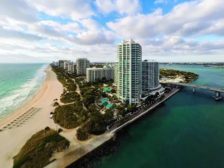 The Ritz-Carlton Bal Harbour, Miami Отели в г. Bal Harbour