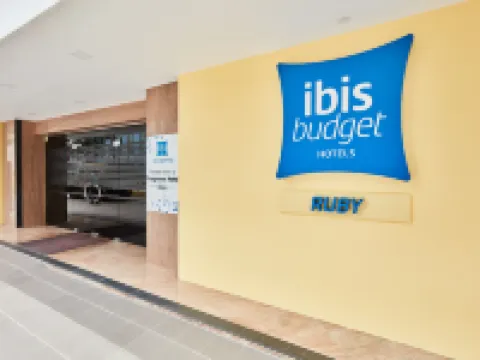 ibis budget Singapore Ruby Hotels near Seletar Airport