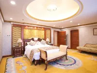 Baoding International Club Hotel(Zhili Anjia Zhaobing Restaurant) Hotels near Baoding Library