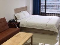 中山德曼公寓 - 时尚浪漫大床房