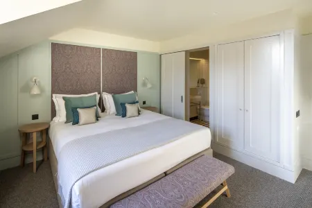 Abbey Strand Apartments, at Holyrood Отели рядом с достопримечательностью «Университет Эдинбург»