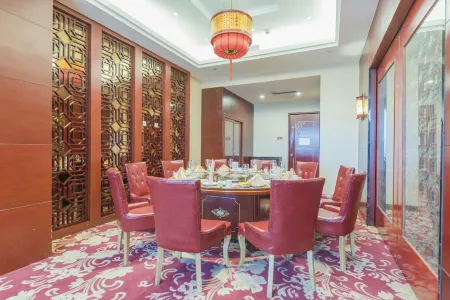 Shijiazhuang Jingzhou International Hotel (Chang'an Wanda Tangu Subway Station Branch) Отели в г. Шицзячжуан