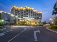 Hengtong Gloria Resort Отели рядом с достопримечательностью «Парк водно-болотных угодий класса Цзянсу»