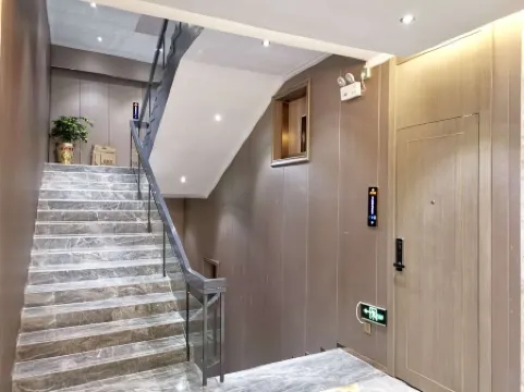 Citylight Hotel Отели рядом с достопримечательностью «Kaili Commercial Plaza»