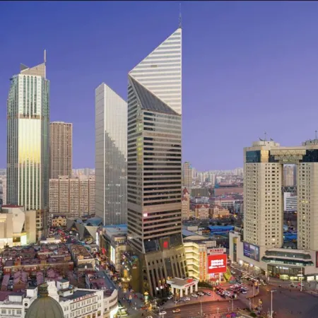 Clarion Tianjin Hotel Отели рядом с достопримечательностью «Станция метро Xiaobailou»