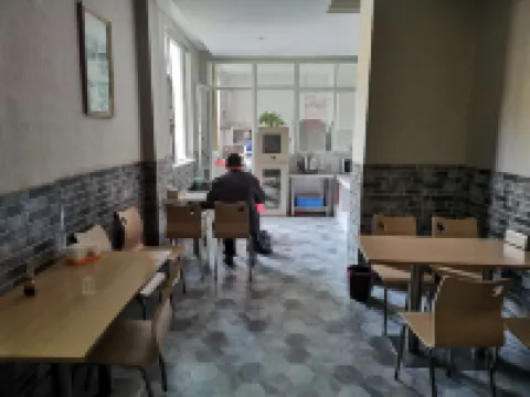 Renhe Hotel