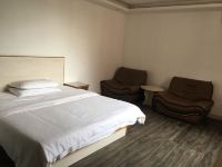 上海隆泰宾馆 - 豪华大床房