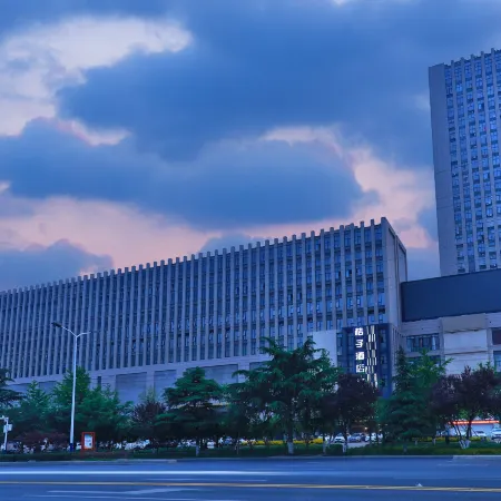 Orange Hotel (Fuyang Shanghai South Road RT-Mart)