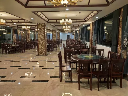 Honghe Guoqiao Hotel