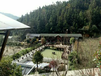 Tonglu Danxia Hotel