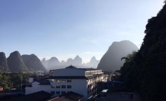 Shanyue Homestay (Yangshuo West Street)