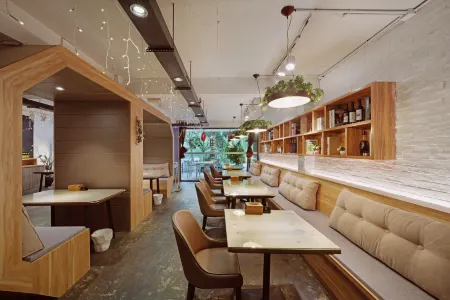 Wuyishan Ancient Street No. 3 Tea Hotel Отели рядом с достопримечательностью «Tianxin Yongle Temple»