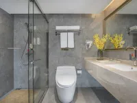 Vienna Hotel (Jinhua Municipal Government, Wanda Plaza) Hotels near Yueliangwan Park