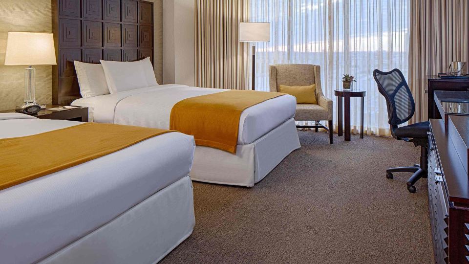 DoubleTree by Hilton Hotel Houston - Greenway Plaza