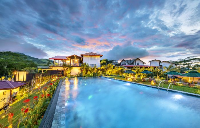 Fox Kandy by Fox Resorts - Luxury in the Mist