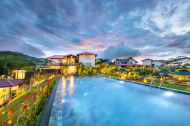 Fox Kandy by Fox Resorts - Luxury in the Mist