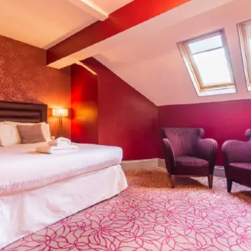 The Gardens Hotel Отели рядом с достопримечательностью «Концертный зал O2 Apollo Manchester»