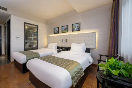 Yiju Hotel (Shanghai Chuansha Branch) Отели рядом с достопримечательностью «Residence of Family Tao»