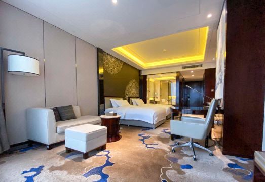 그랜드 스카이라이트