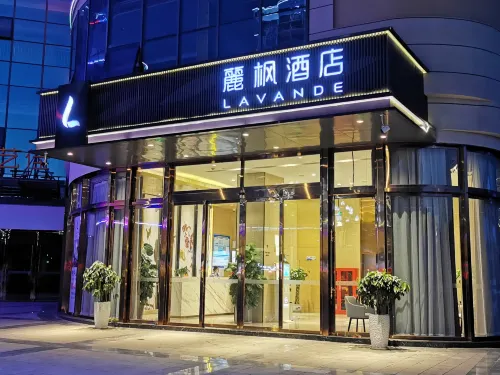Lavande Hotel(Wanfu Dadu Store of Luxian High-speed Railway Station) Hotel di Lu County