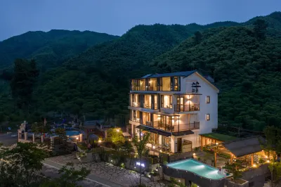 Anji Xizhu Yunshang Grassland Ski Hot Spring Meisu Hotels in Anji