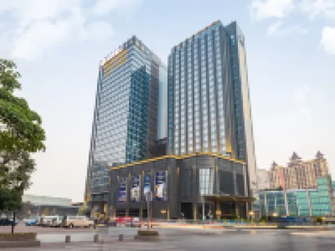 Derayco Hotel Foshan Hotels near Louvre International Furniture Exhibition Center