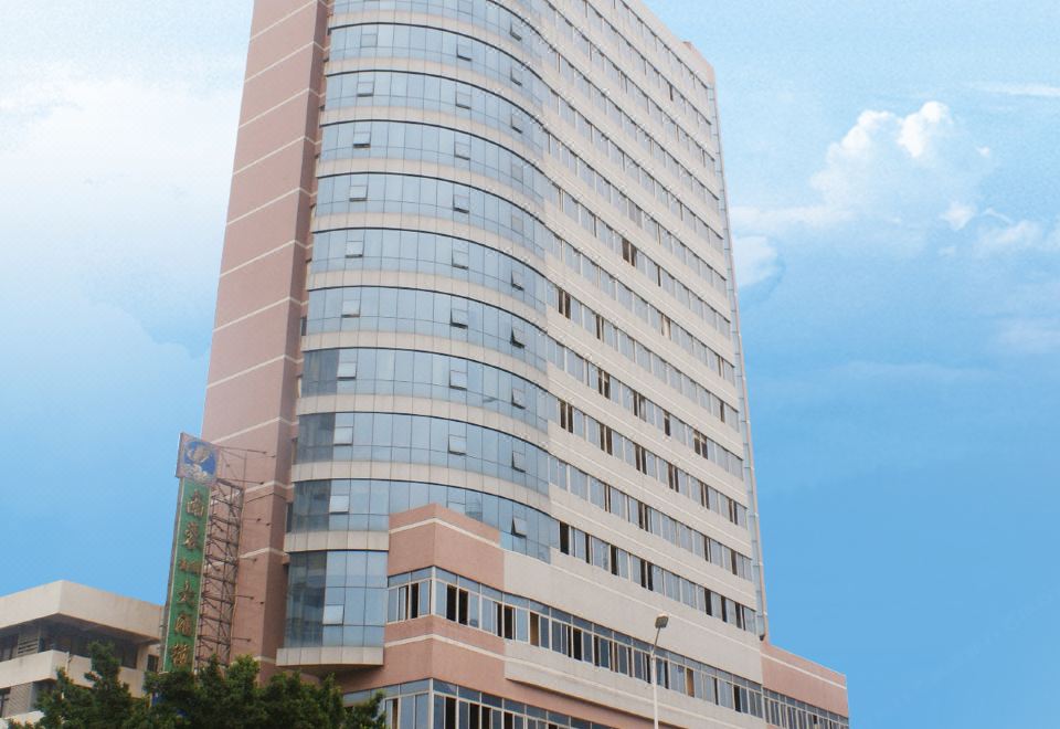 Vienna Hotel (Shenzhen Nanxin Road) - Housity