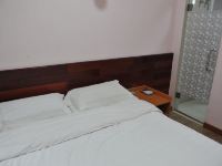 长春瞌睡虫宾馆 - 标准大床房