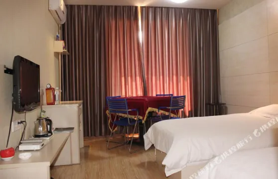 保康易家快捷酒店