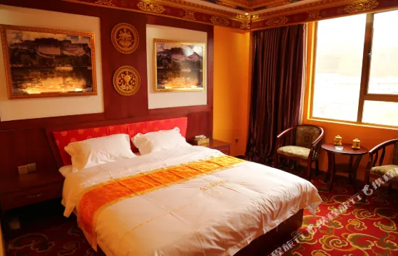 色達金馬瑞祥酒店