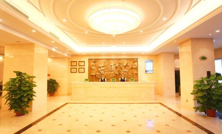 Vienna Hotel(Yantai Wanda Plaza Suochengli) - Housity