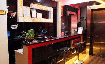Guests City Daren Theme Hotel