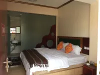 Mojiang Lula Inn