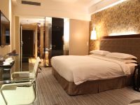北京和平里旅居酒店 - 城景高级大床房