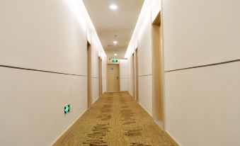 HanTing Hotel (Shijiazhuang Haishan South Street)