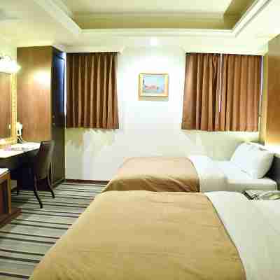 Ying Chen Hotel Rooms