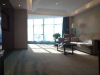 โรงแรมจุนเฉิน - ที่มีสระว่ายน้ำ