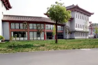Wangting Hotel - parking