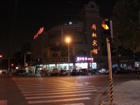 上海闽虹城市轻奢酒店 - 酒店附近