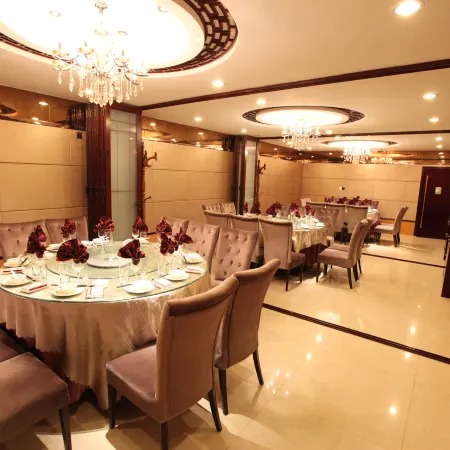Wujiaqu Yingbin Hotel
