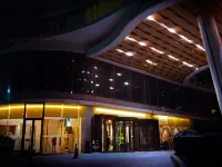 瑞奇公寓（青島中聯自由港灣店） 膠海關舊址附近的飯店