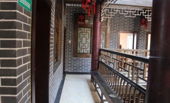 Maoxian Peace Pavilion Hotel